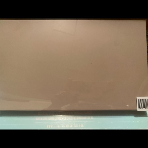 🌟NWT Jeffrey Star Orgy Velour Liquid Lipstick Makeup Display 🌟 - Picture 5 of 7